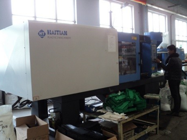 Plastic Injection Machine